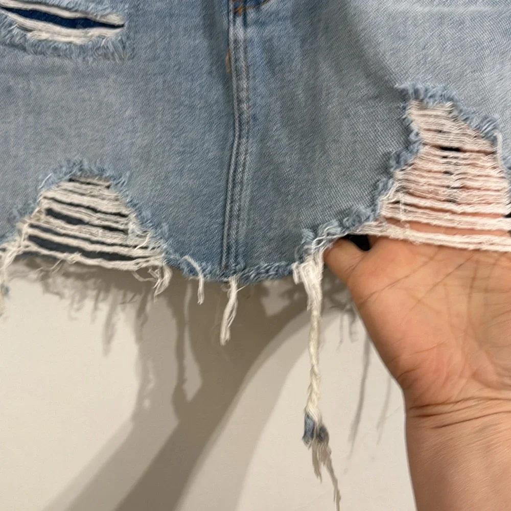 PACSUN Ultra Distressed Mini Jean Skirt Womens Size 26 Denim Raw Hem Y2K - Picture 6 of 10